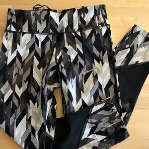 NIKE Dry Fit Running Leggings - Small